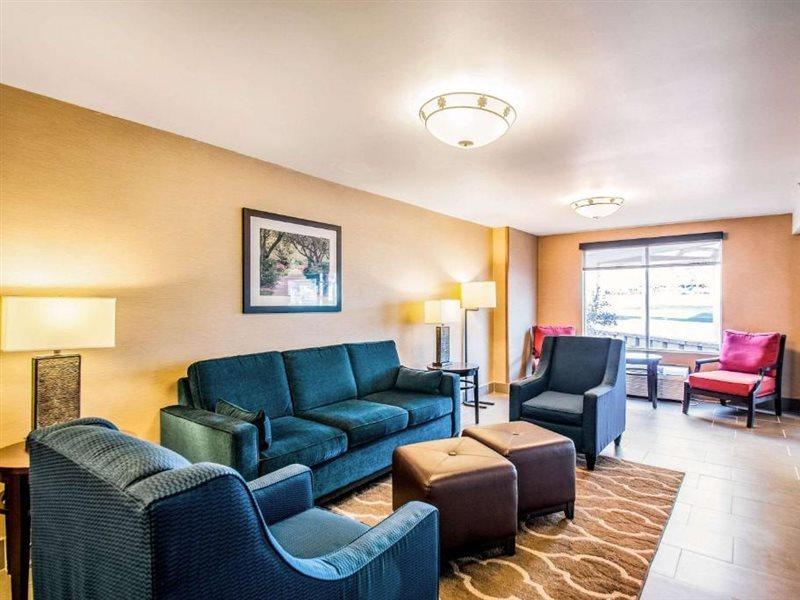 Comfort Inn Arlington Boulevard Falls Church Eksteriør bilde