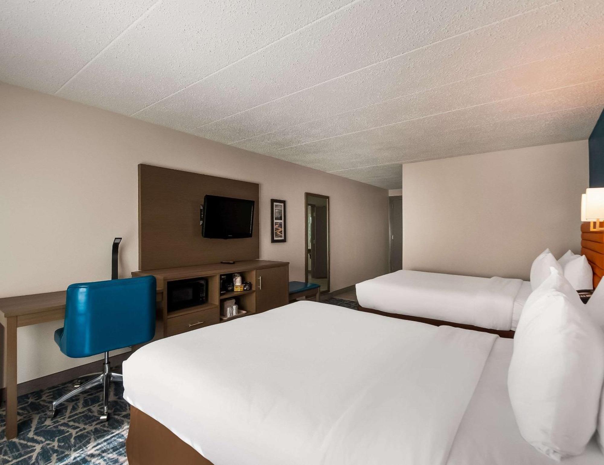 Comfort Inn Arlington Boulevard Falls Church Eksteriør bilde